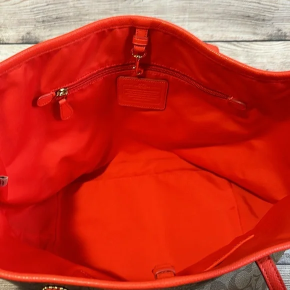 Large Coach Tote Bag - Picture 5 of 5